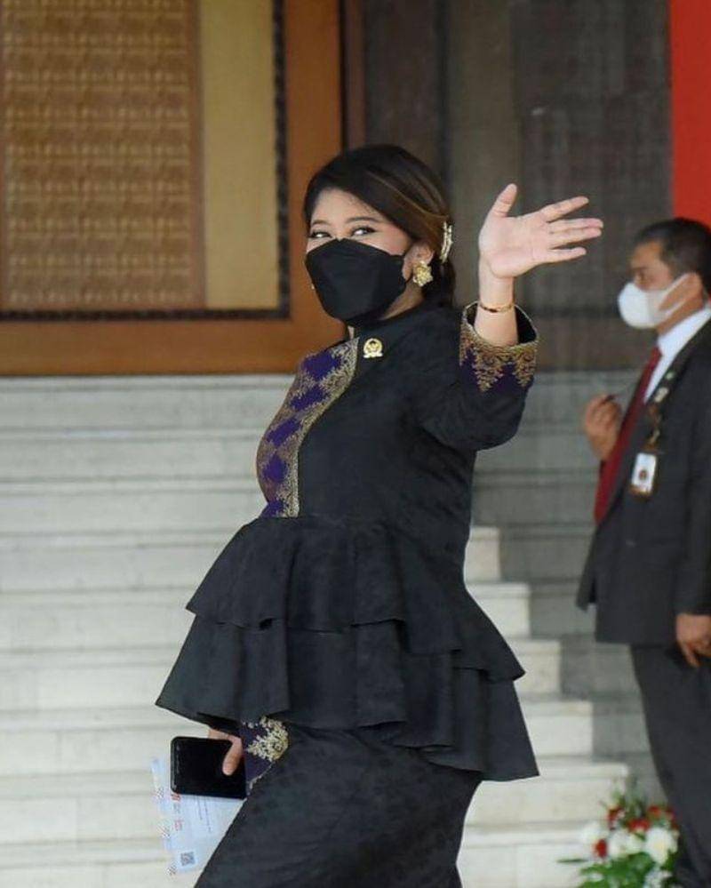 Instagram.com/@meutya_hafid